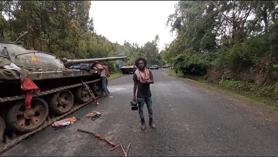 The TDF have ambushed and destroyed a large convoy on the B22 highway towards Debre Tabor, resulting in many vehicles destroyed or captured, including a T-62, Type 89 and two other unidentifiable tanks. Several soldiers were also captured